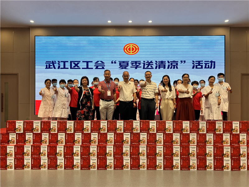 活动合照.jpg