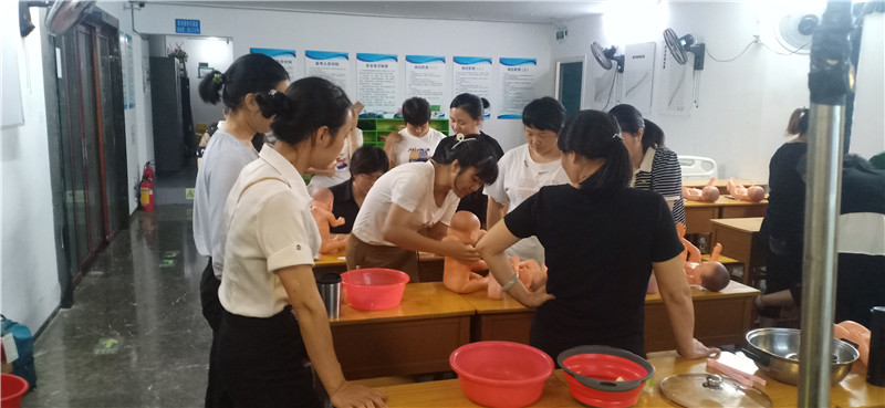 现场实操教学.jpg