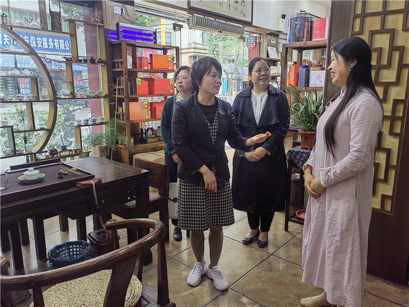 调研组一行到韶关市华星宇信息科技有限公司实地参观走访.jpg