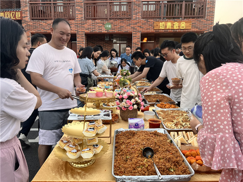 爱的晚餐.jpg