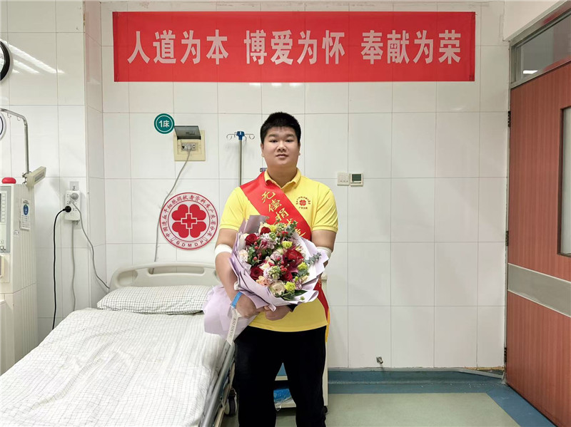 张世东   （市红十字会提供）.jpg