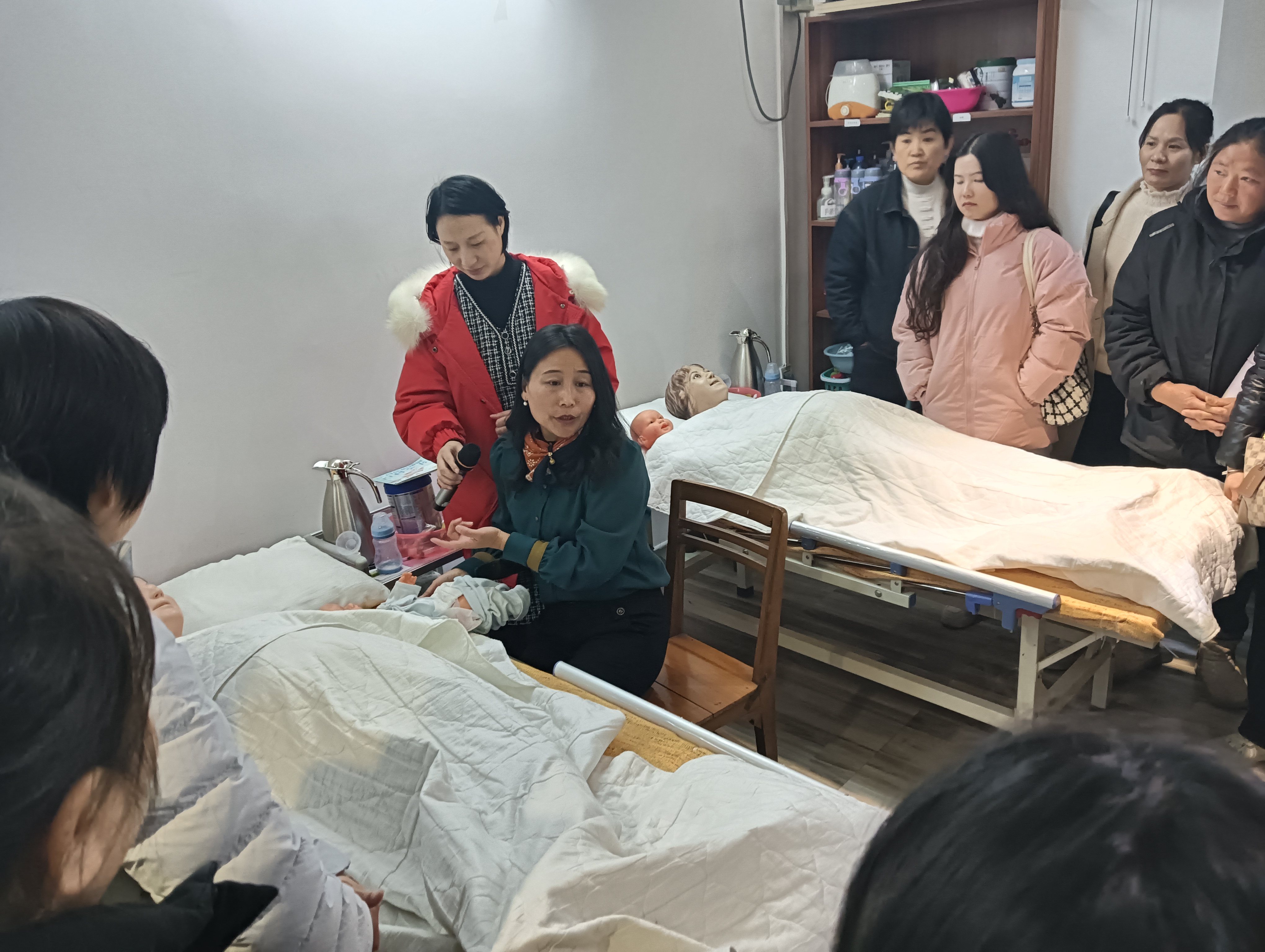 导师用真实案例分享讲解.jpg