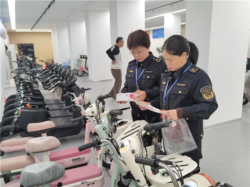 开展电动自行车专项检查.jpg