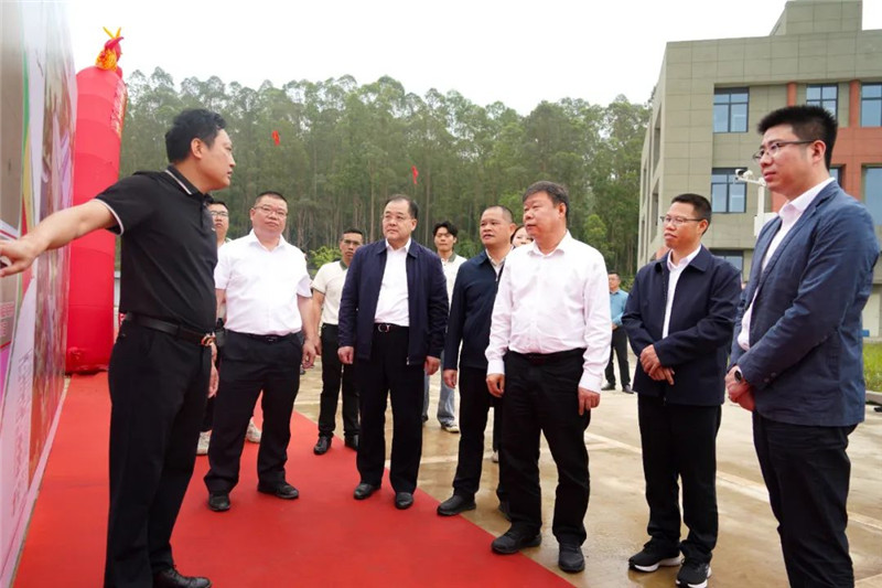 武江区现代农业产业园建设推进会暨康味豆制品项目动工活动举行