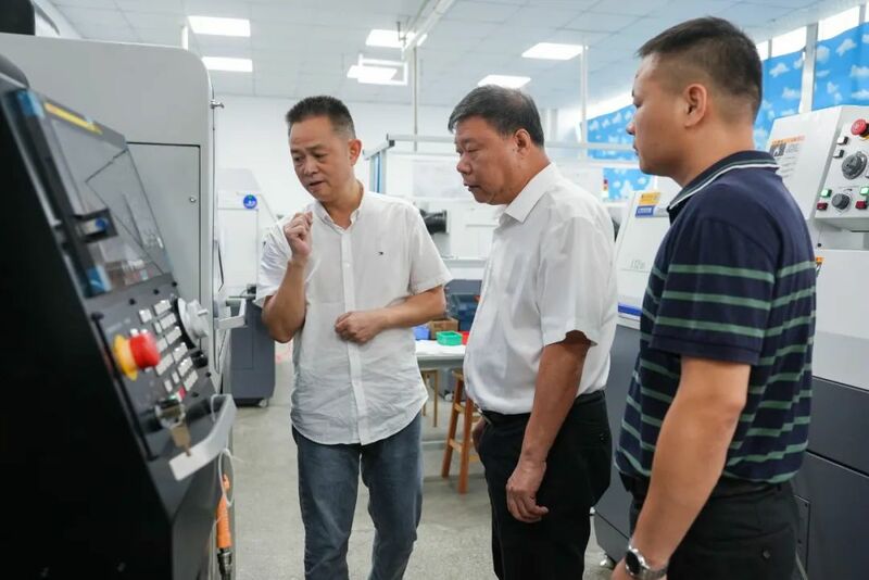 助力企业在武江更好更快发展！区委书记张广晖到辖区企业走访调研