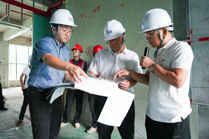 区委书记张广晖到西联镇实地调研企业运营和项目建设情况