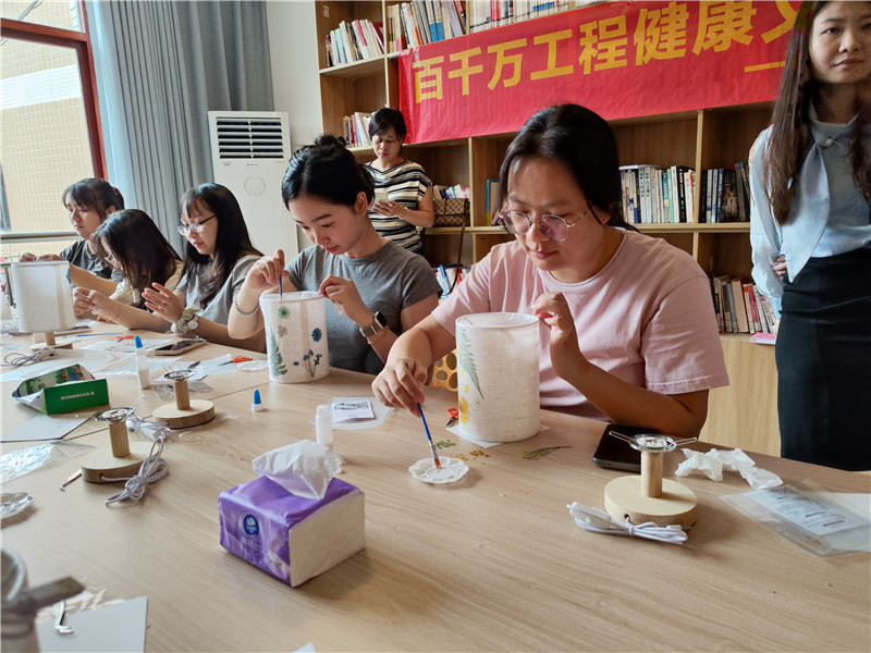 花灯DIY制作过程.jpg