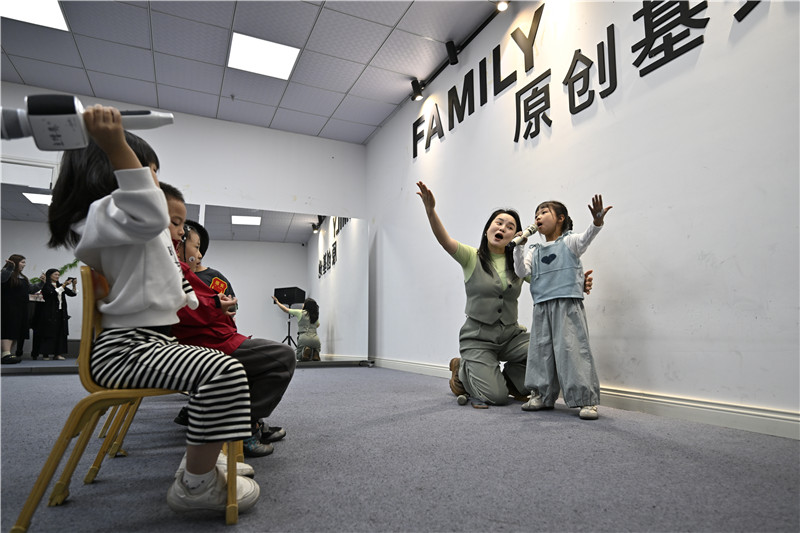 3、三等奖 童音+费柳波.jpg