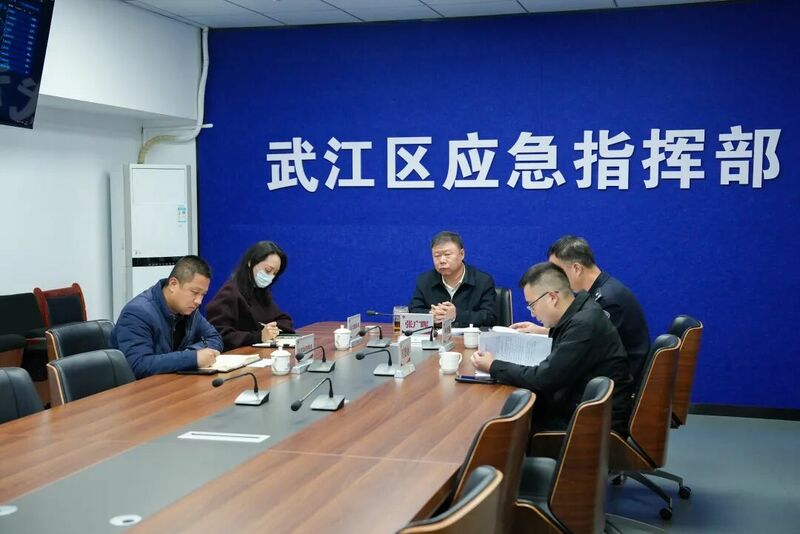 区委书记张广晖调研督导春节期间社会安全稳定工作