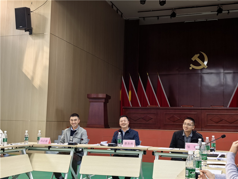 座谈会现场 (4).jpg