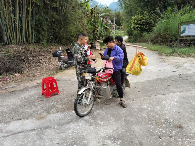宣传文明祭扫理念 (3).jpg