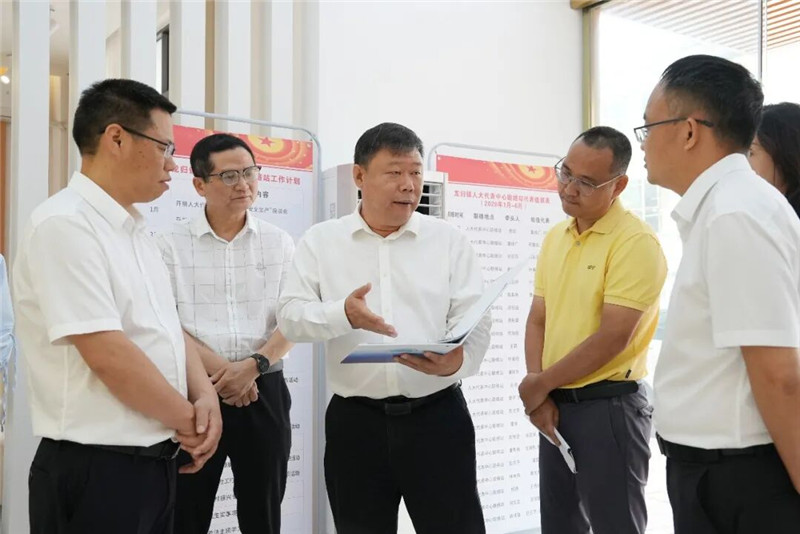 张广晖到龙归镇调研人大代表中心联络站运行与区养老服务中心建设工作