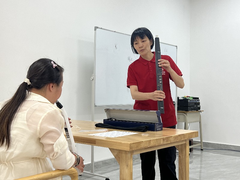 一对一讲解_副本.jpg