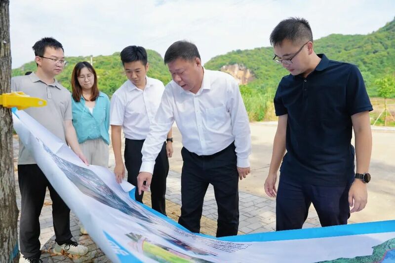 区委书记张广晖深入西联镇调研项目推进情况