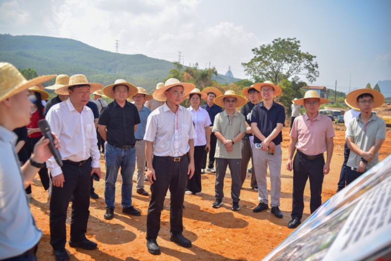 全市中心镇现代化建设和小城市试点培育工作现场推进会在武江区龙归镇召开
