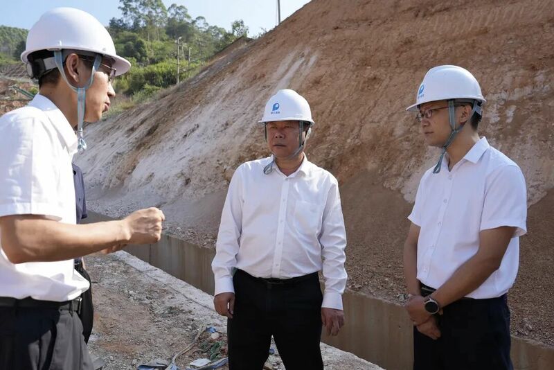 区委书记张广晖实地调研矿山安全生产和重点项目建设工作
